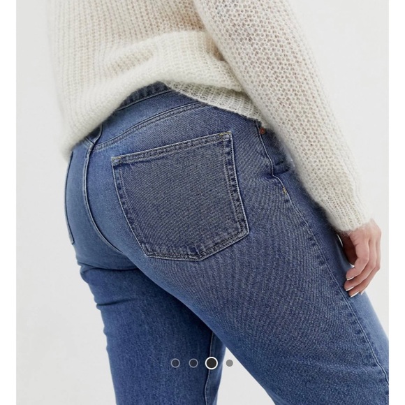 ASOS DESIGN Curve Florence authentic straight leg jeans in mid vintage blue - Picture 2 of 4